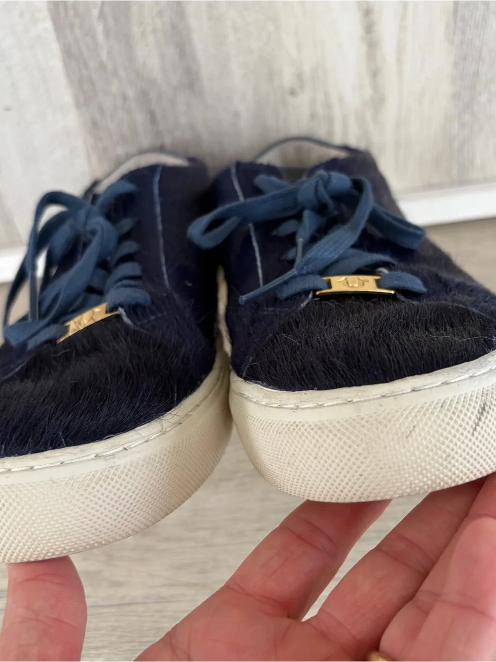 True Religion Blue Fur Sneakers Mens 10 42 Low Top Y2K Funky Club Shoes G